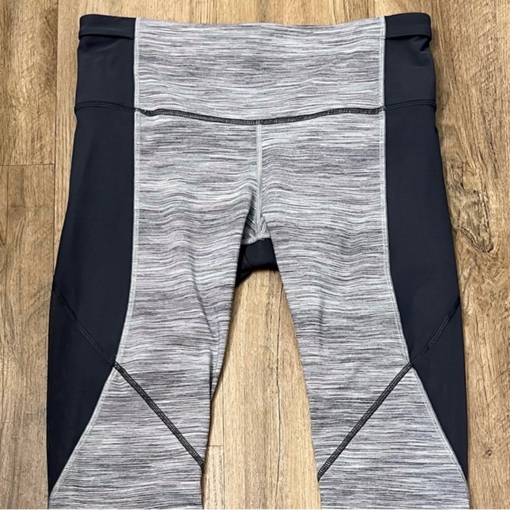 Lululemon Run With The‎ Sun Tights Black Grey - Picture 8 of 12